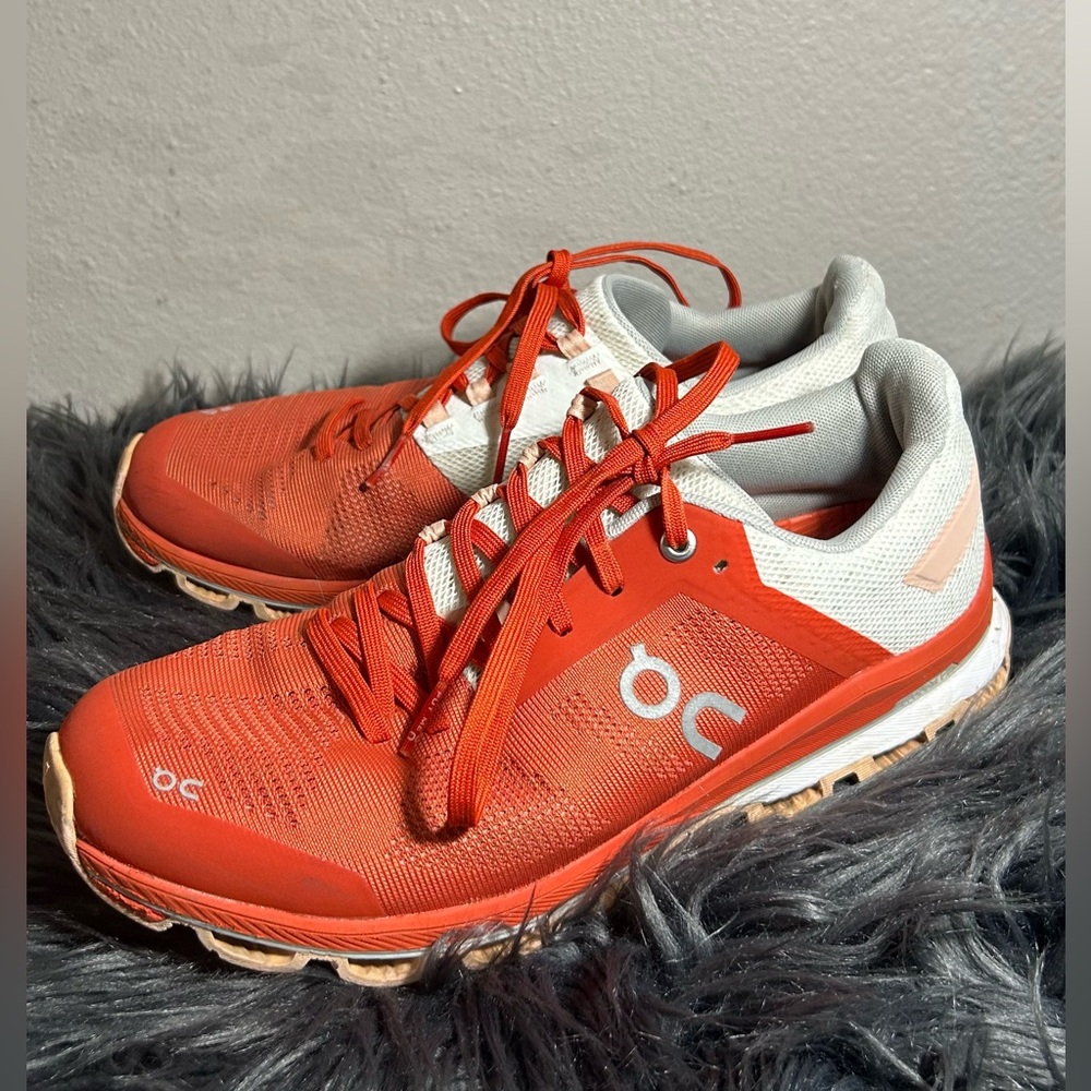 ON Running Women's Cloudsurfer 6 Running Shoes Rust Sneakers Size 9.5 - Picture 2 of 10